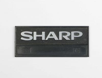 Sharp portada