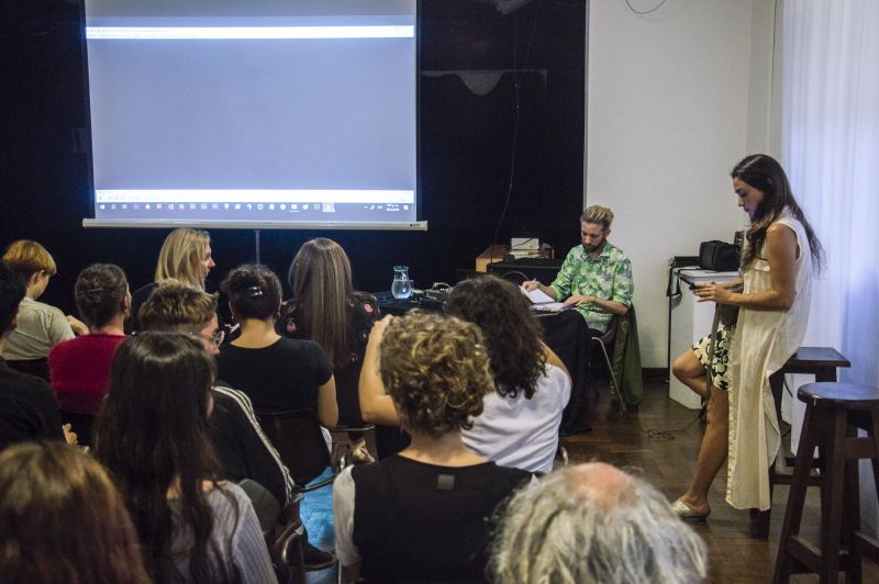 Foto del comienzo con la charla